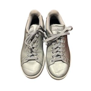 Adidas Men's Cloudfoam Sneakers in Metallic Silver Size 8.5